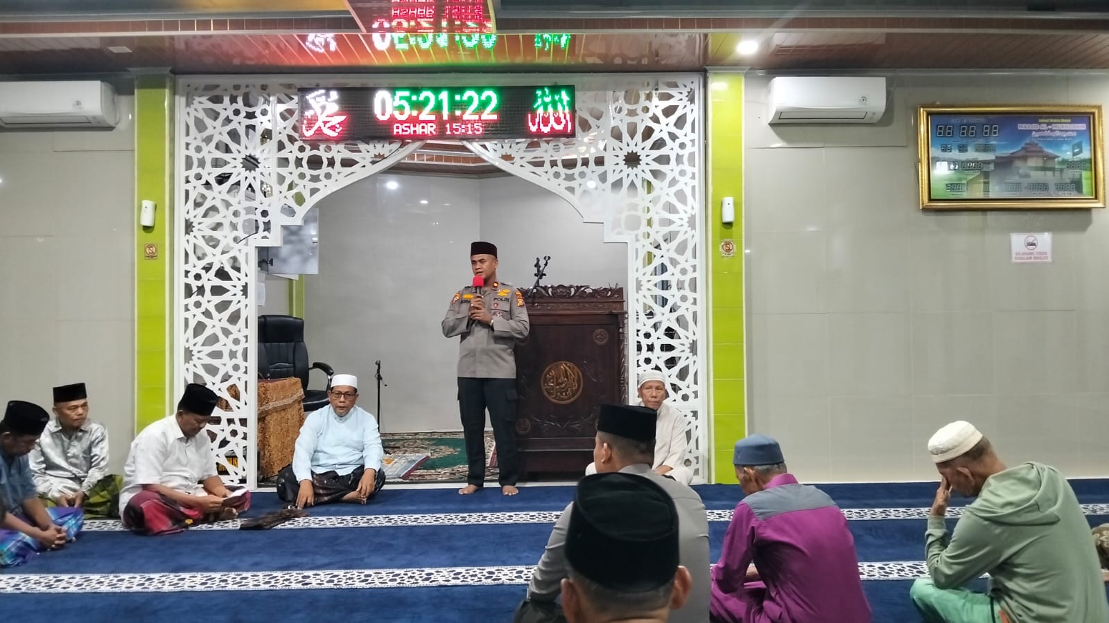 10a68700-c9c3-48c5-8826-13a5252e4b82